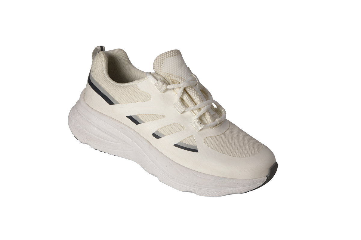 Outdoor sports shoes